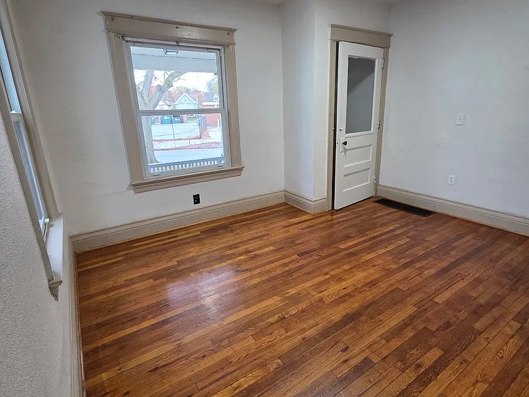 179 Field St #1 — Photo 3