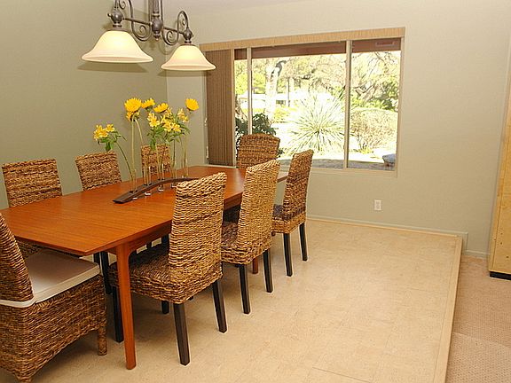Spacious Dining Room