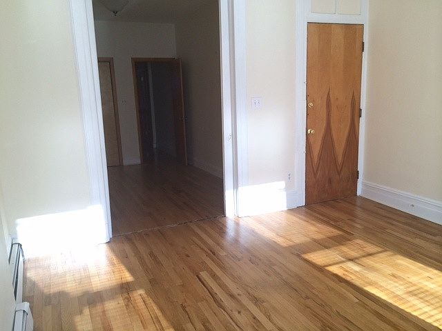 2nd image of 127 Garden St APT 4A