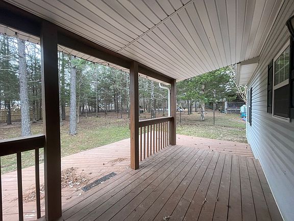 2nd image of 120 Boulder Trl
