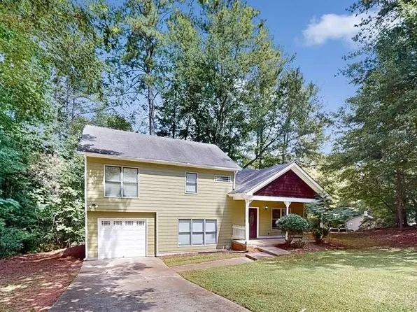 3858 Natalie Ct, Ellenwood, GA 30294