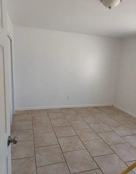 18410 Rieman Rd — Photo 1