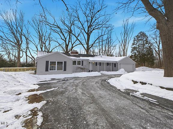 5th image of 12 Laurel Road