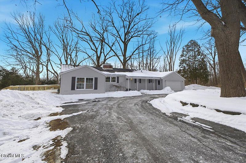 5th image of 12 Laurel Road