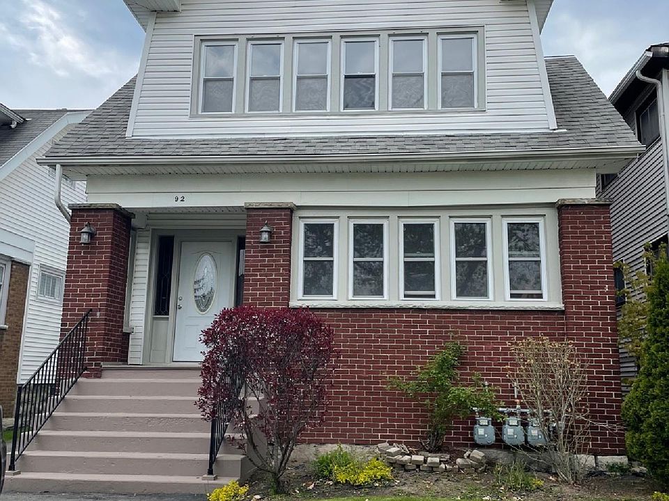 1st image of 92 Crestwood Ave #3
