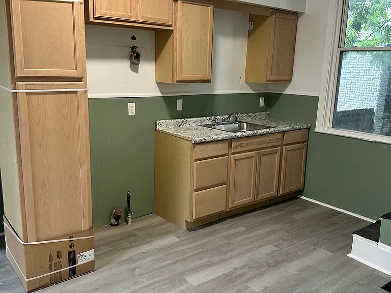 408 Township Ave — Photo 5