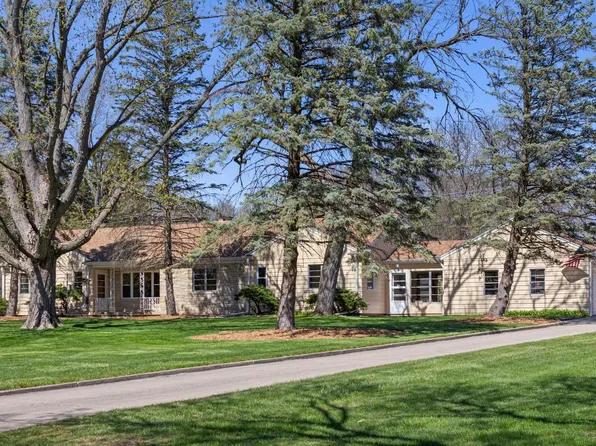 2580 South Root River PARKWAY, West Allis, WI 53227