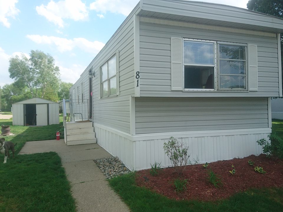 1st image of 81 Petoskey St