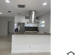 2826 26th Ave N, Saint Petersburg, FL 33713