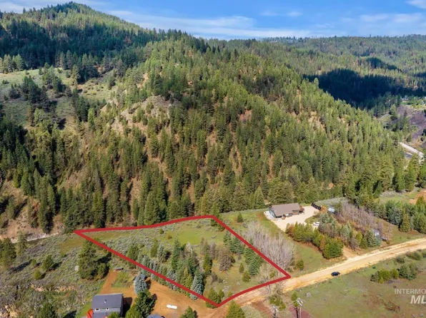 5 N Corral Flat Rd, Boise, ID 83716