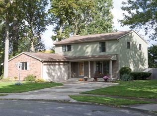 6625 Bennington Dr, Fort Wayne, IN 46815