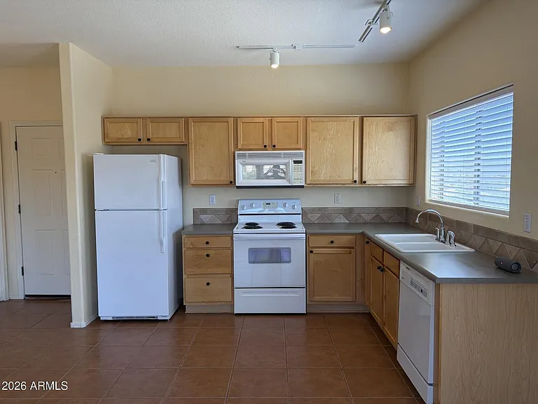16545 E Gunsight Dr #223 — Photo 6