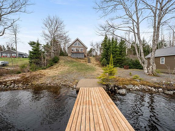3rd image of 347 W Loon Village Rd