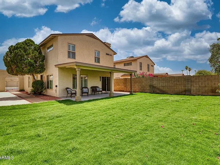4760 W Wahalla Ln — Photo 39
