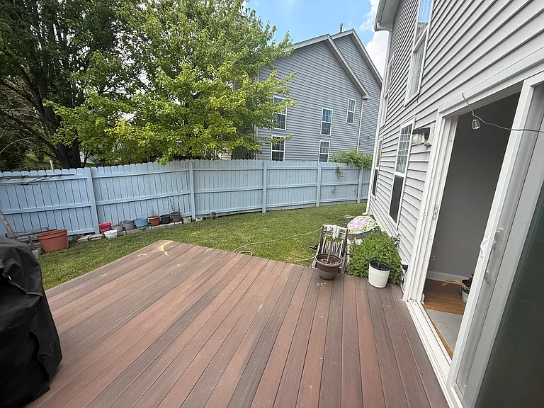 1381 Newport St — Photo 16