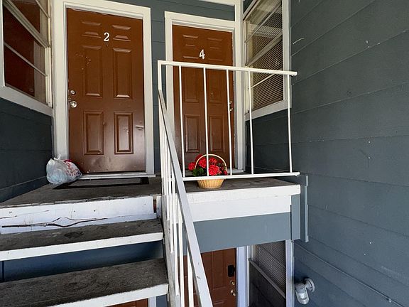 2nd image of 2213 Jennifer Dr #4