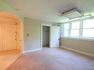 1990 Marshall Ave #10, Saint Paul, MN 55104