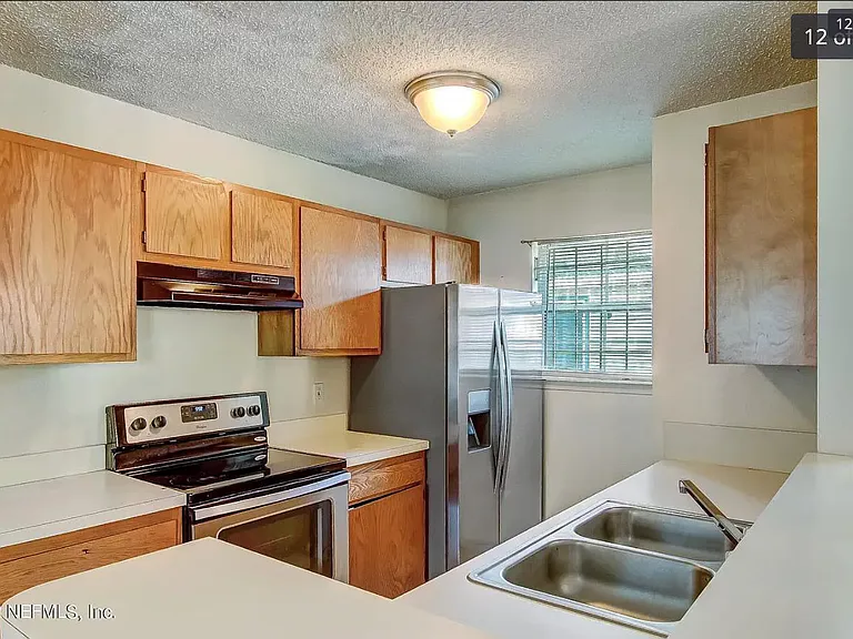 345 Belfort St — Photo 5