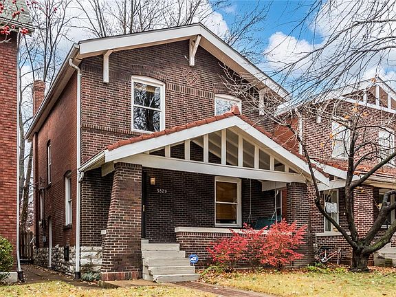 3rd image of 5829 Pershing Ave