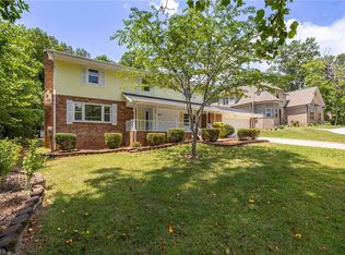 1995 Bethania Rural Hall Rd, Winston Salem, NC 27106