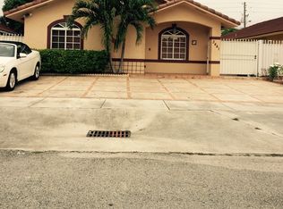 3441 W 75th Pl, Hialeah, FL 33018