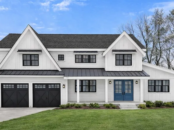 9 Albamont Rd, Winchester, MA 01890