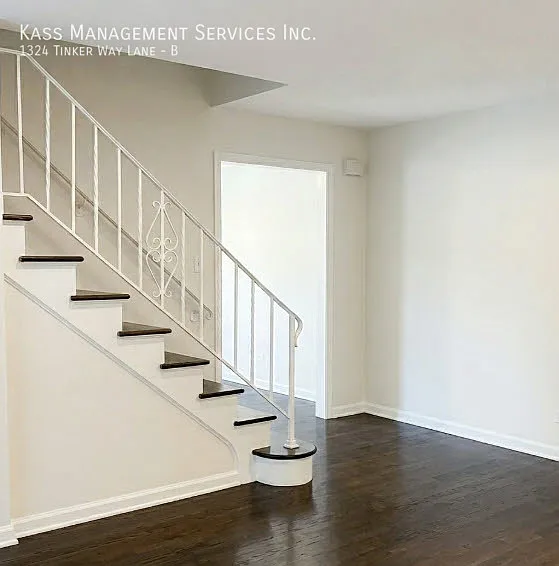 1324 Tinker Way #B — Photo 8