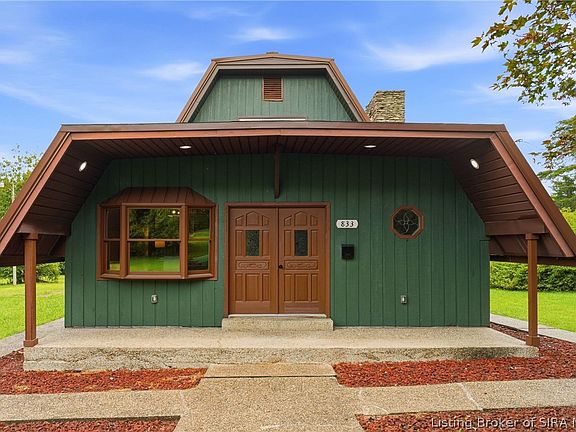 2nd image of 833 Clampett Lane