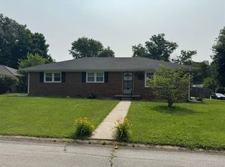 102 Mammoth Cave Ct, Hopkinsville, KY 42240