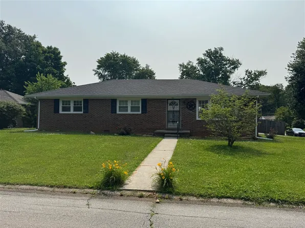 102 Mammoth Cave Ct, Hopkinsville, KY 42240