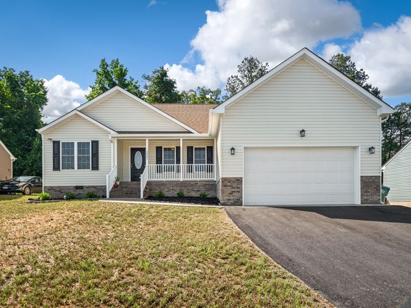 3867 Perthshire Ln