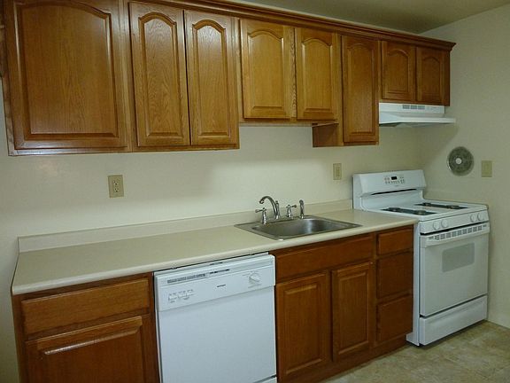 4th image of 234 Eagle Rock Ave APT 2A