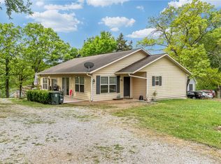 4 Leatherwood Dr UNIT A & B, Eureka Springs, AR 72631