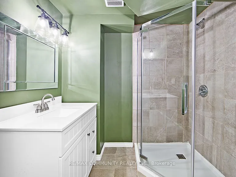 48 Riverwalk Pl — Photo 23