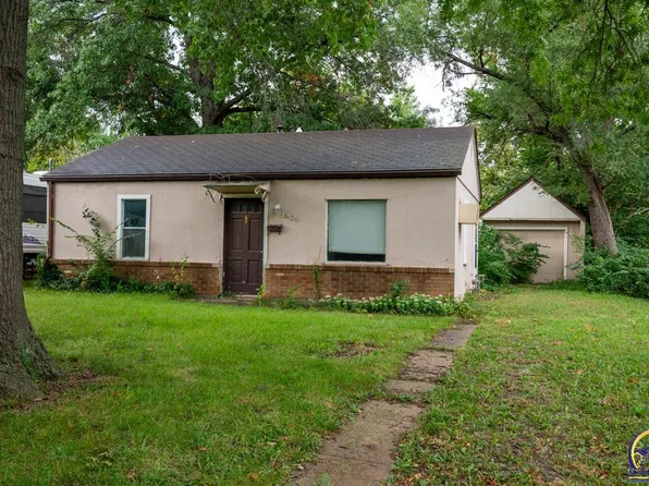 1809 SW Burnett Rd, Topeka, KS 66604
