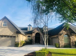 2441 La Paloma Dr, Tulare, CA