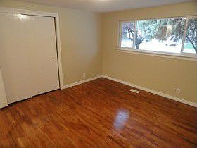 5th image of 3939 S Las Flores St