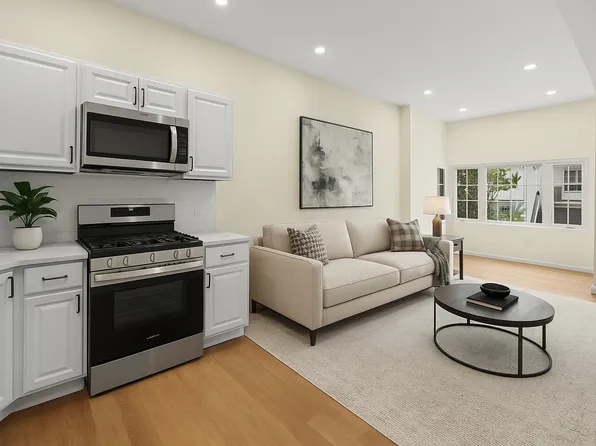 628 Bramhall Avenue image 5 of 39