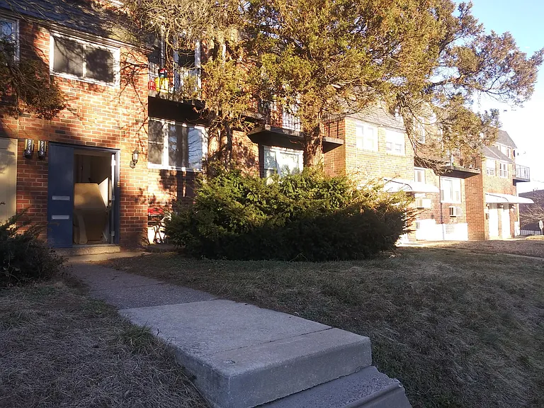 27XX Cranston Rd — Photo 1