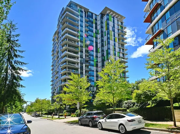 3487 Binning Ln #907, West Vancouver, BC V7S 3H5