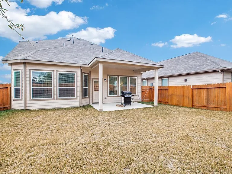 4258 McGregor Bluff Ln — Photo 4