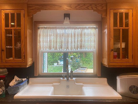 Custom Craftsman Cupboards