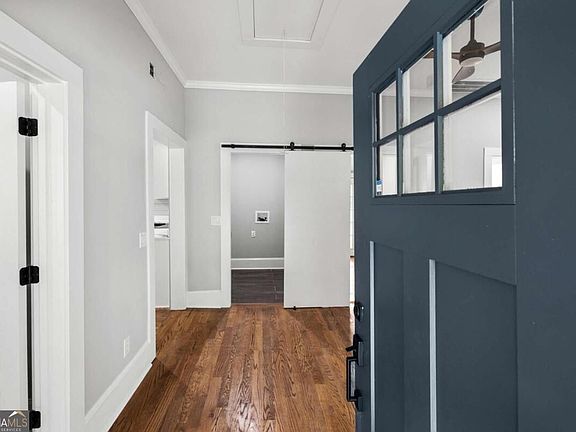 4th image of 501 Harris St