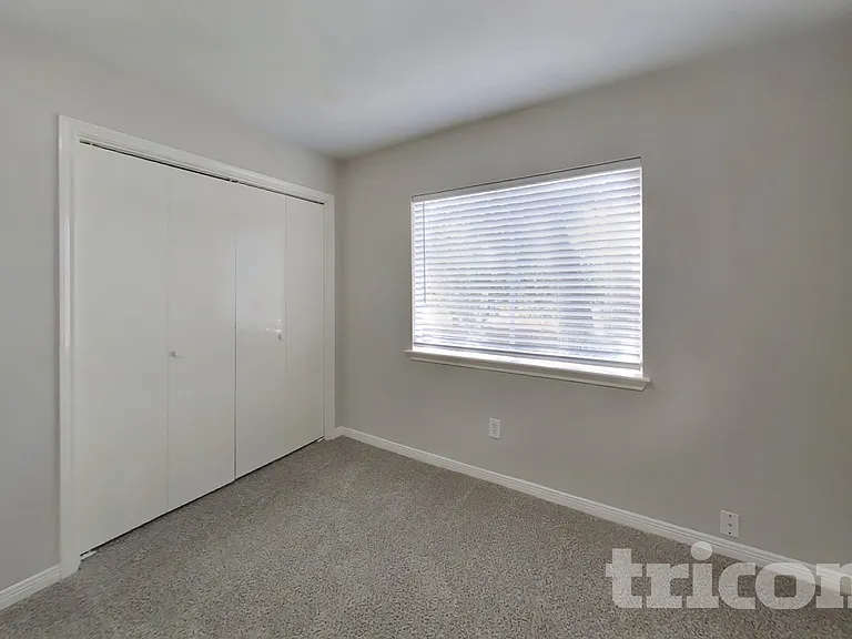 7114 River Garden Dr — Photo 11