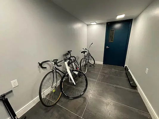 Rented by Tapiro Realty | media 15