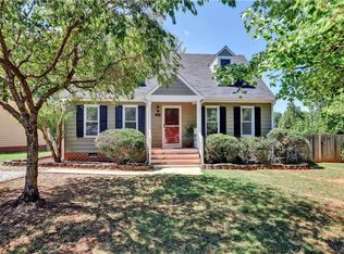 1330 Robindale Rd, North Chesterfield, VA 23235