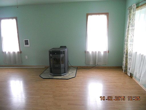 5th image of 1324 Laurel St