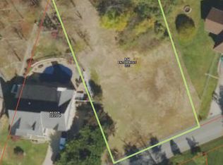 26 Lindale St, Bridgeport, WV 26330