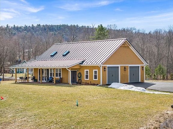 2nd image of 1270 River Rd