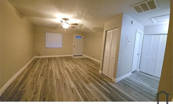 2 bed, 864 sqft, $2,000 — Photo 3